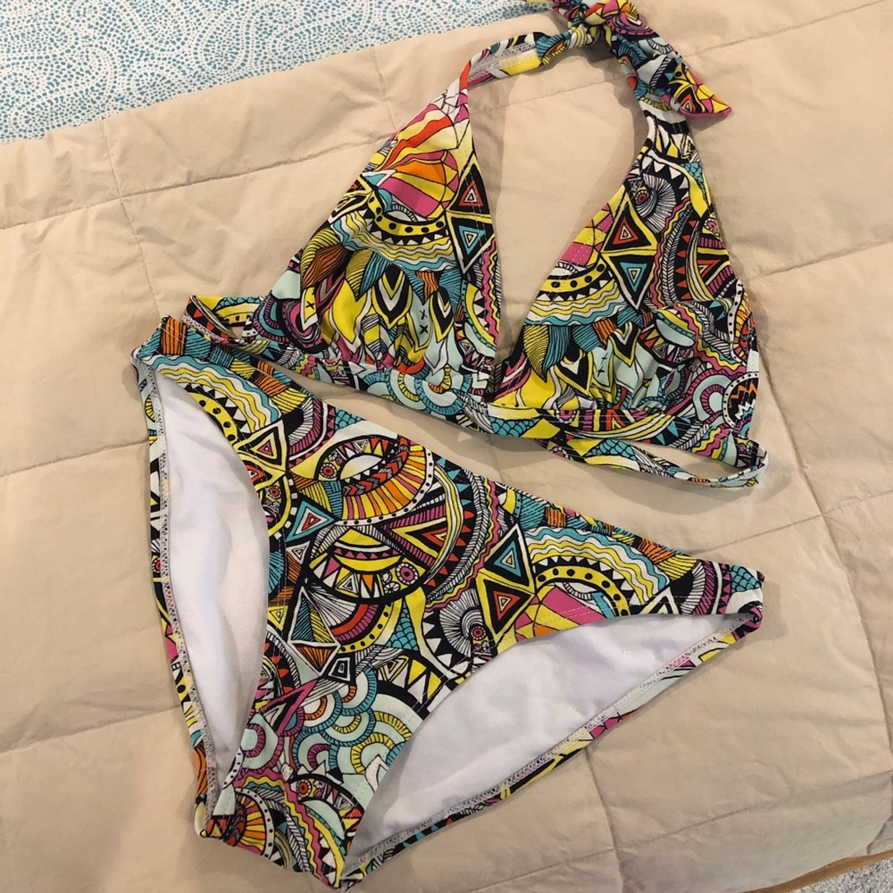 Bingo Surf Two Piece Tribal Pattern Bikini
